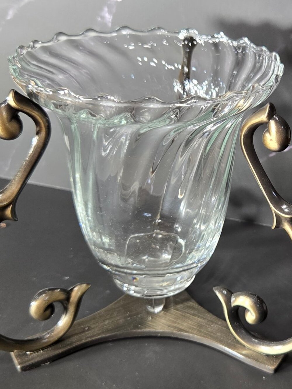 Vintage PartyLite Brass Scroll Tripod Candle Holder w/ Swirl Fluted Glass Votive - Picture 2 of 7